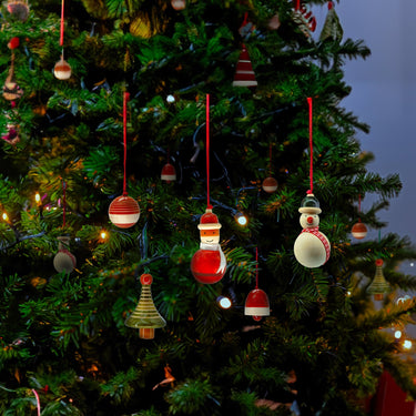 Christmas Tree Ornaments - PERSPECTRY